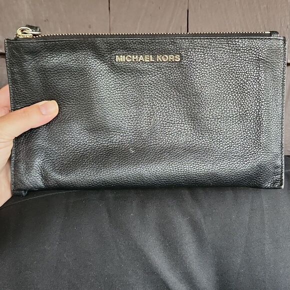 Michael Kors Black Textured Wristlet Pebbled Leather Wallet Clutch Purse - Picture 12 of 13